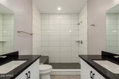 2336 E Harvard Street #Unit B, Phoenix, AZ 85006 - Photo 11