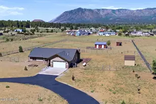8200 Stardust Trail, Flagstaff, AZ 86004 - Photo 27