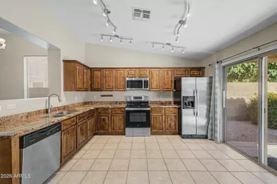 7019 W Phelps Road, Peoria, AZ 85382 - Photo 9