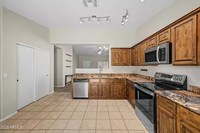 7019 W Phelps Road, Peoria, AZ 85382 - Photo 11