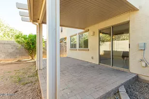 10823 N 70th Ave, Peoria, AZ 85345 - Photo 13