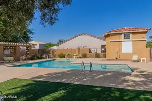 10823 N 70th Ave, Peoria, AZ 85345 - Photo 15