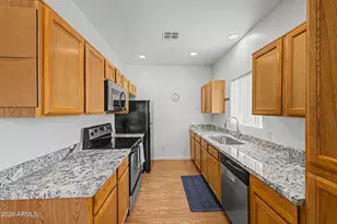 2016 S Hammond Dr, Tempe, AZ 85282 - Photo 9