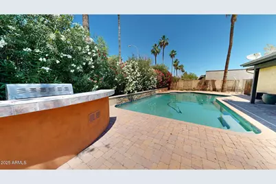 2534 S Grandview Avenue, Tempe, AZ 85282 - Photo 3