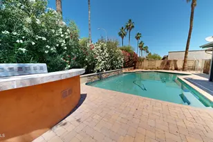 2534 S Grandview Ave, Tempe, AZ 85282 - Photo 3
