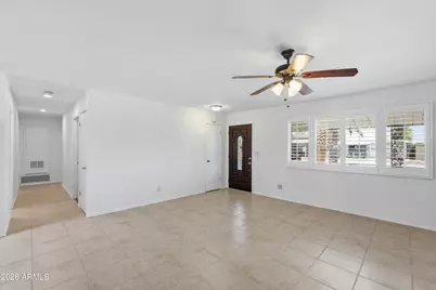 10747 W Hope Drive, Sun City, AZ 85351 - Photo 5