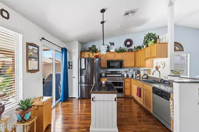 1034 W 13th Avenue, Apache Junction, AZ 85120 - Photo 1