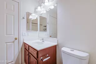 23934 W Desert Bloom St, Buckeye, AZ 85326 - Photo 25