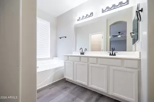 4301 E Oxford Ln, Gilbert, AZ 85295 - Photo 31