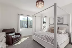 837 E Monte Wy, Phoenix, AZ 85042 - Photo 21