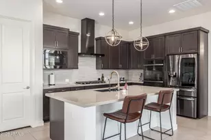 837 E Monte Wy, Phoenix, AZ 85042 - Photo 15