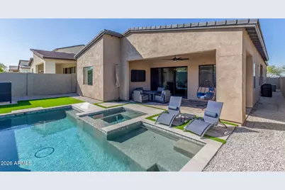 837 E Monte Way, Phoenix, AZ 85042 - Photo 39