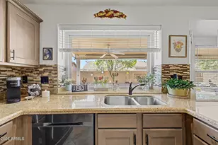 9117 W Tonto Ln, Peoria, AZ 85382 - Photo 23