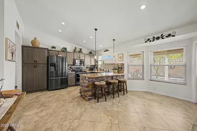 9117 W Tonto Lane, Peoria, AZ 85382 - Photo 19