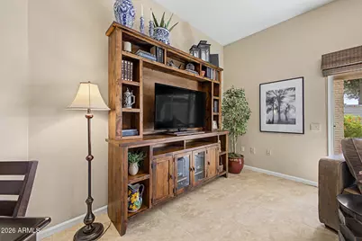 10429 W Hutton Drive, Sun City, AZ 85351 - Photo 9