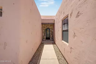 1535 E Kings Ct, Gilbert, AZ 85234 - Photo 3