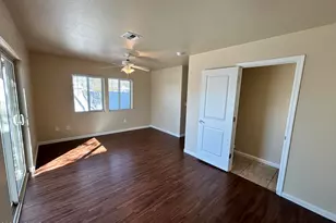 17402 N 19th Ave, Phoenix, AZ 85023 - Photo 9