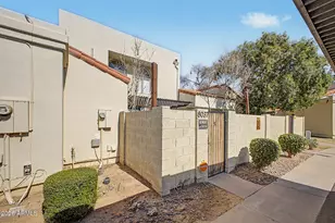 8037 N 32nd Dr, Phoenix, AZ 85051 - Photo 1