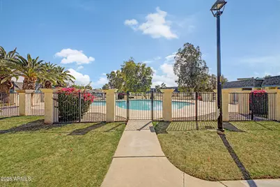 8037 N 32nd Drive #5, Phoenix, AZ 85051 - Photo 27