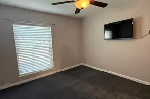 3243 N 38th St, Phoenix, AZ 85018 - Photo 17