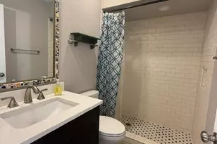 3243 N 38th St, Phoenix, AZ 85018 - Photo 15