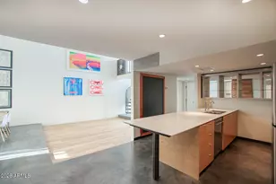 3261 E Camelback Rd, Phoenix, AZ 85018 - Photo 13