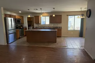 7264 W Cactus Wren Dr, Glendale, AZ 85303 - Photo 3