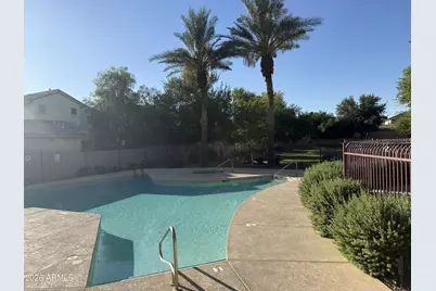 7264 W Cactus Wren Drive, Glendale, AZ 85303 - Photo 11