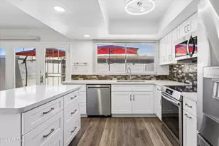 8141 E Vista Dr, Scottsdale, AZ 85250 - Photo 11