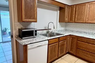 12624 N 105th Ave, Sun City, AZ 85351 - Photo 7