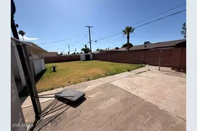 4225 W Citrus Way, Phoenix, AZ 85019 - Photo 23