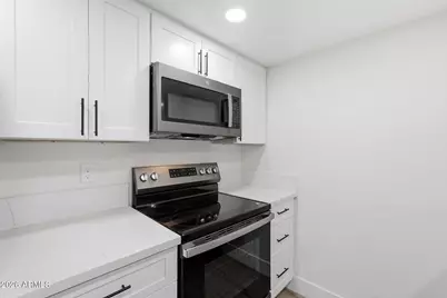 2515 N 52nd Street #208, Phoenix, AZ 85008 - Photo 11
