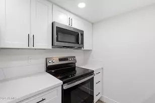 2515 N 52nd St, Phoenix, AZ 85008 - Photo 11