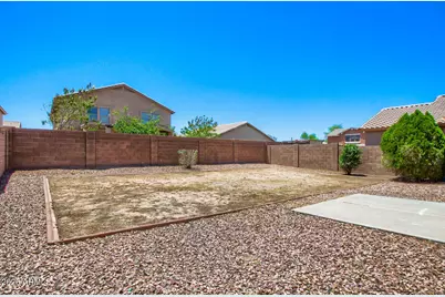 3219 W Saint Anne Avenue, Phoenix, AZ 85041 - Photo 27