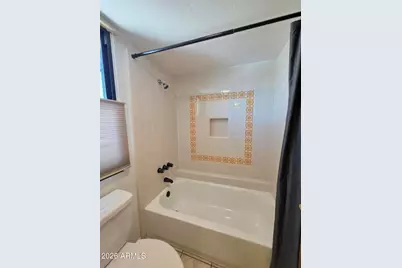 7557 N Dreamy Draw Drive #240, Phoenix, AZ 85020 - Photo 23