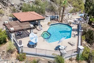 7557 N Dreamy Draw Dr, Phoenix, AZ 85020 - Photo 3