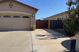 13614 W Merrell St, Avondale, AZ 85392 - Photo 3