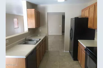 1790 E Silktassel Trail, San Tan Valley, AZ 85143 - Photo 7