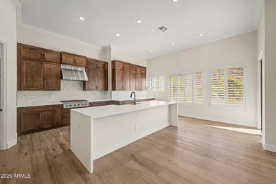5949 W Pinnacle Hill Drive, Glendale, AZ 85310 - Photo 11