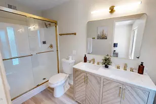 4617 W Echo Ln, Glendale, AZ 85302 - Photo 11
