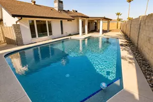 4617 W Echo Ln, Glendale, AZ 85302 - Photo 15