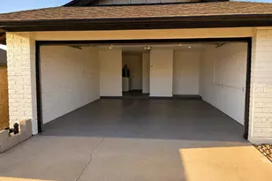 4617 W Echo Ln, Glendale, AZ 85302 - Photo 19