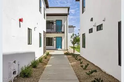 6077 N 60th Avenue, Glendale, AZ 85301 - Photo 9