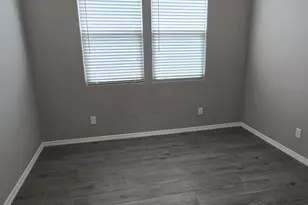 18351 W Mercer Ln, Surprise, AZ 85388 - Photo 39