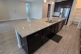 18351 W Mercer Ln, Surprise, AZ 85388 - Photo 21