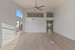 19449 N 36th Way, Phoenix, AZ 85050 - Photo 11