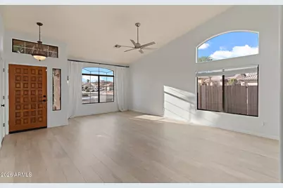 19449 N 36th Way, Phoenix, AZ 85050 - Photo 9