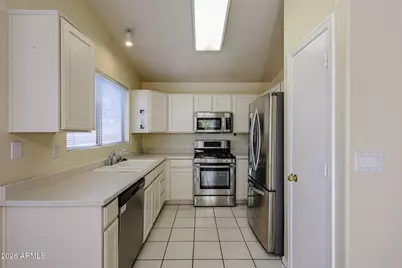20437 N 105th Avenue, Peoria, AZ 85382 - Photo 9