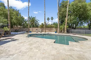 302 W Pine Valley Dr, Phoenix, AZ 85023 - Photo 31