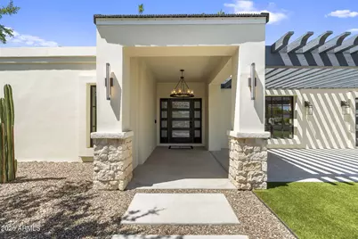 302 W Pine Valley Drive, Phoenix, AZ 85023 - Photo 5